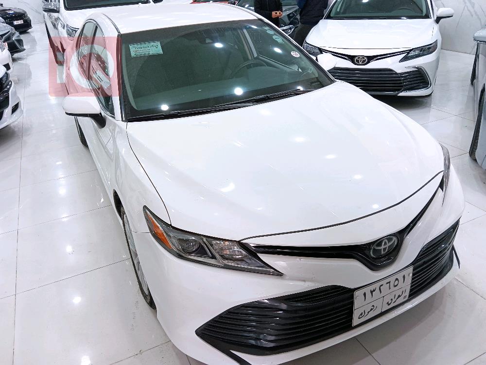 تۆیۆتا کامری